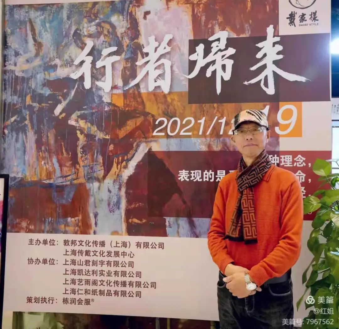 厉害！杨浦这位钢笔画艺术家创作30米长《上海滨江长卷》